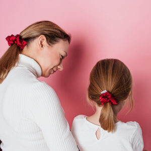 Boska Czerwień - scrunchie dziecięca - obrazek 5